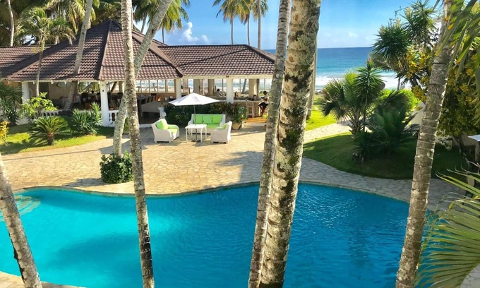 Las Canas Resort | Secluded 50 Guest Group Retreat/Hidden Beach!