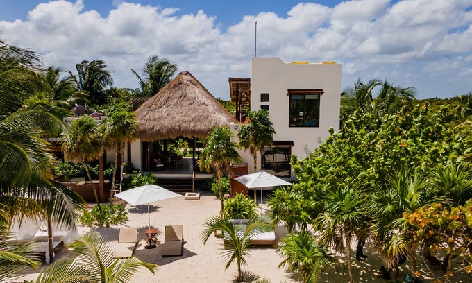 Chacchoben Villa | Secluded beachfront villa in Sian Ka'an, Tulum