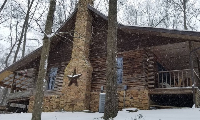 Bladensburg Cabin | Secluded Cabin Home with Hot Tub on over 10 acres