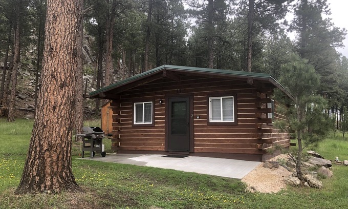 Custer Cabin | Secluded Cabin in the Heart of the Black Hills