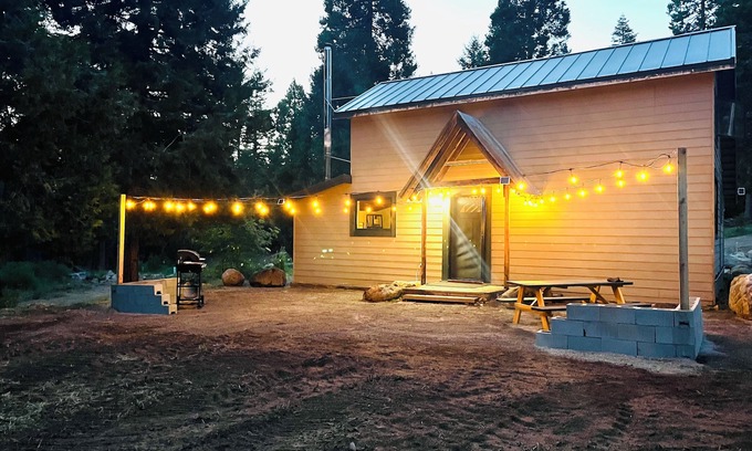 Mount Shasta Cabin | SECLUDED CABIN ON 6 ACRES mins. from skiing, lakes and fallsnATV trail access