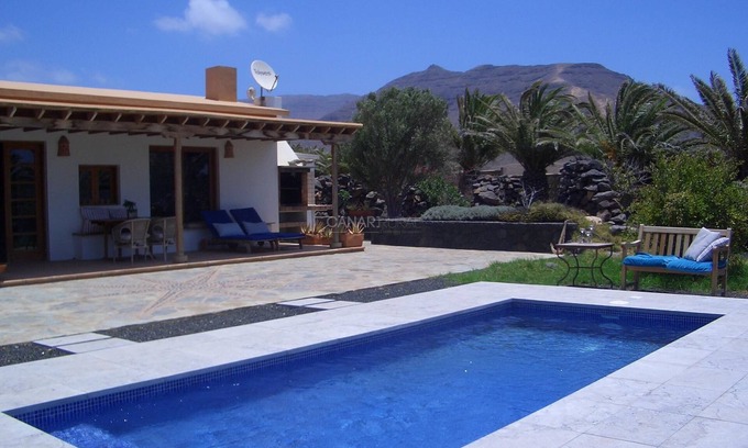 Pajara Apartment | Secluded Casa Simba: Relaxation Oasis with Private Pool and Sea View i