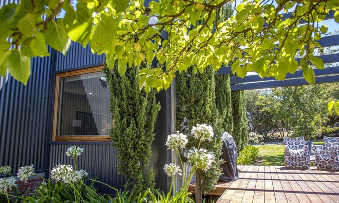 Port Elliot Cottage | Secluded Seaside Retreat - Premium Luxury Accommodation