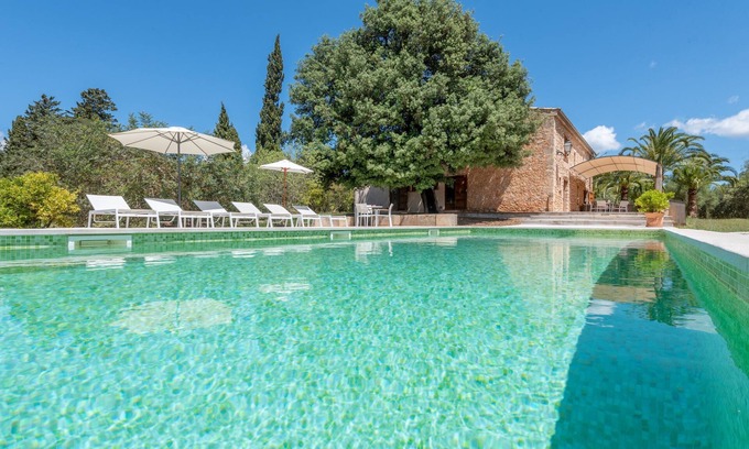 Alaro Villa | Secluded Villa with Pool, Wi-Fi, Air Conditioning and Terrace; Parking available