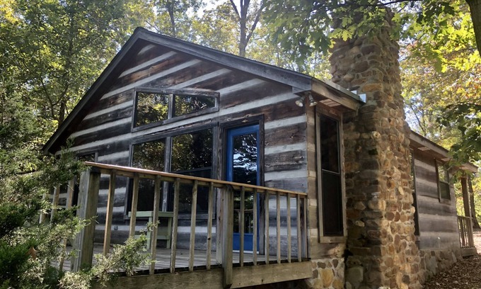 Marshall Cabin | Secluded yet within minutes of your favorite outdoor activities!