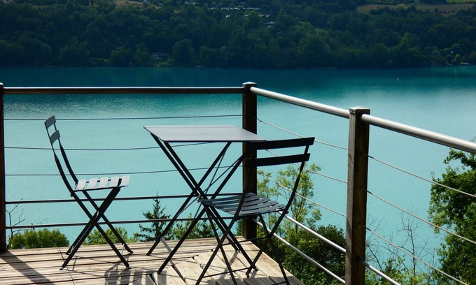Villages du Lac de Paladru House | SEEBLICK romantic chalet spa/lake view