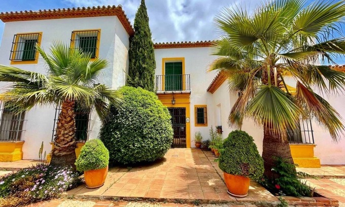 Ronda Cottage | Self catering Villa Aurora for 10 people