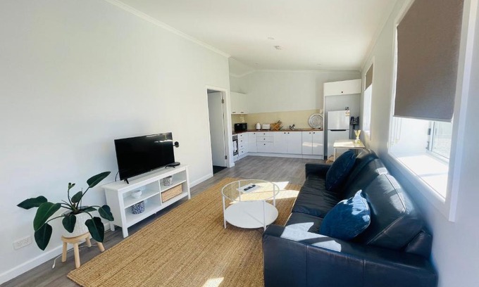 Forbes Apartment | Self-Contained Unit - 1 Bedroom