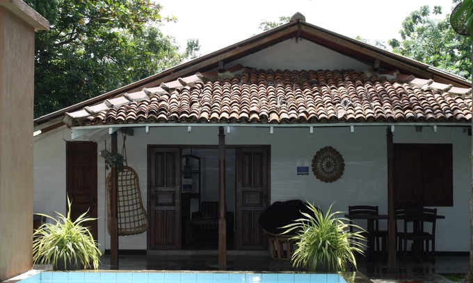 Morakatiyara Villa | Self-contained villa with swimming pool and beautiful lagoon view, 50m to beach