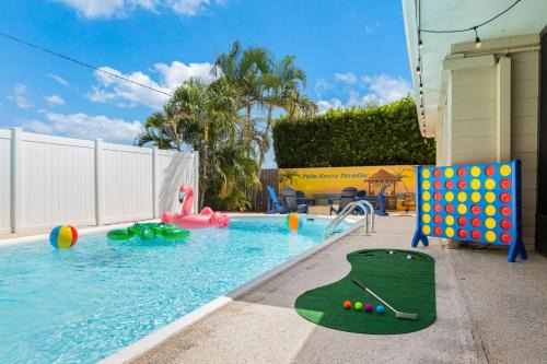 South Pinellas Community Council House | Seminole Shores Private Pool Outdoor Games Wifi