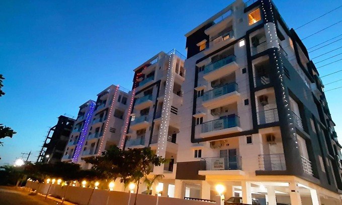 Suluru Apartment | Senri By Yuhi