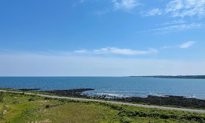 Seongsan Apartment | Seopjikoji Oceanview Apartment