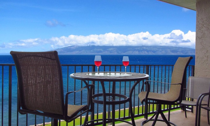 Honokowai Condo | Sept-Oct Special! Views from your Lanai—Lovely Oceanfront Condo "No Resort Fee!"