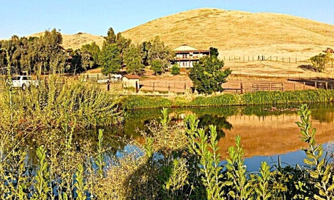 Exeter House | Sequoia Foothill Chateau, View, Pool, @ Triple L Horse Ranch