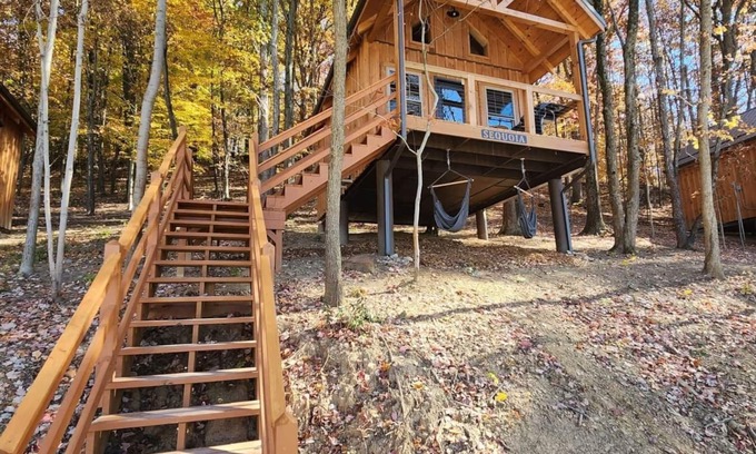 Scio Cabin | Sequoia/Lakeview 4-6 Person Midsize Cabin