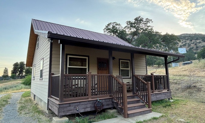 Three Rivers Cabin | Sequoia Moonlight Ridge
