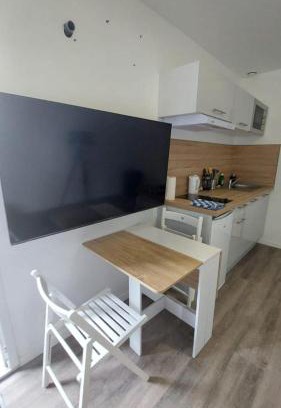 Saint-Etienne-du-Rouvray Apartment | SER4 studio avec WIFI et Parking à Saint-Etienne-Du-Rouvray