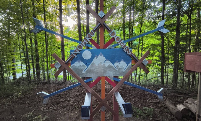 Frankfort Cottage | Serene 1-bedroom dome in Frankfort,steps away from townn