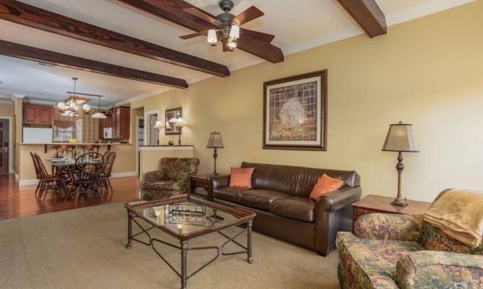 Branson Hotel | Serene 1BR Retreat in Great Rock Oasis