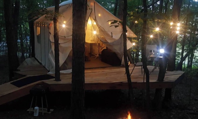 Grandview Cabin | Serene 7 Treehouse Tent tranquil romantic getaway!