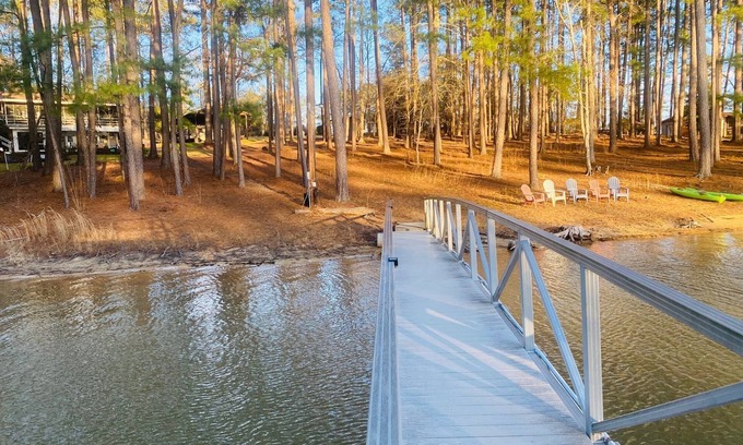 Lincolnton House | Serene lake house with amazing water views and close to golf courses.