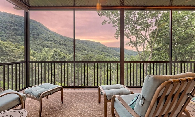 Helen Cabin | Serene Mountain Views | Hot Tub | Sauna | Game room