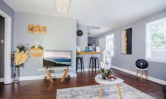 Memphis Apartment | Serene Sanctuary with ShellCrestCorp Apt 104