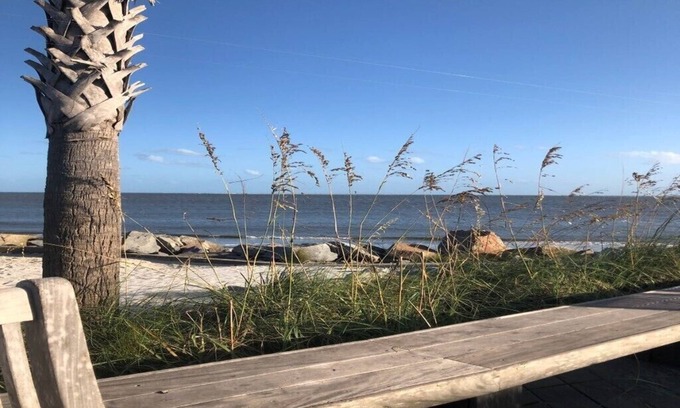 Sealoft Villas Villa | Serene Villa in a Beachfront Gated Community