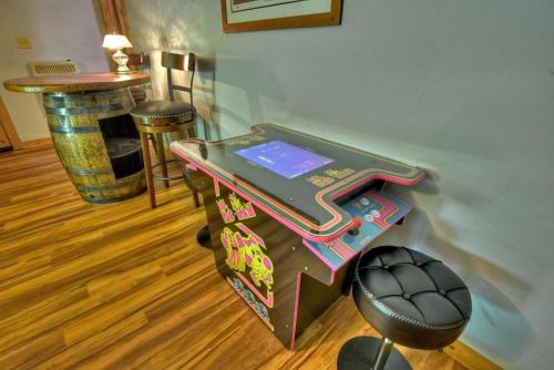 Epworth Ski Chalet | Serenity Acres- Cuddleup