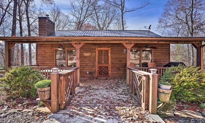 Mineral Bluff Cabin | 'Serenity Cabin' w/Furnished Deck