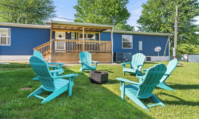 Eckerty House | Serenity Haven: Tranquil Retreat Near Patoka Lake - Pet Friendly