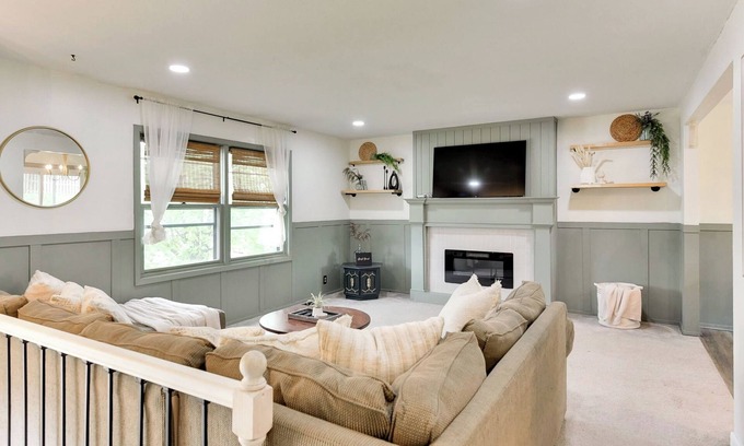 Elkhorn House | Serenity in Fair Meadows