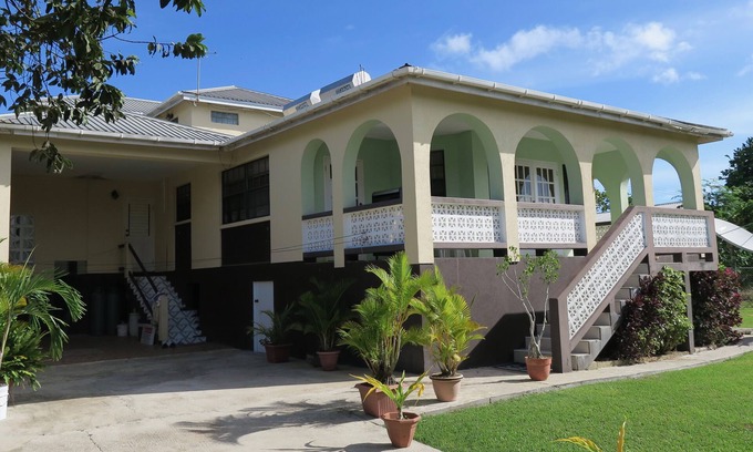 Kendal Apartment | Serenity. Relaxation. Throw caution to the Wind.