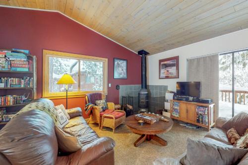 Truckee House | Serventi Tahoe Donner Cabin