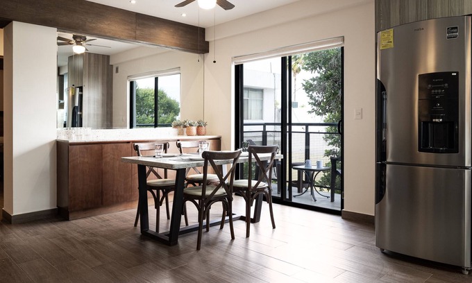 Monterrey Apartment | Services and quick access to San Pedro