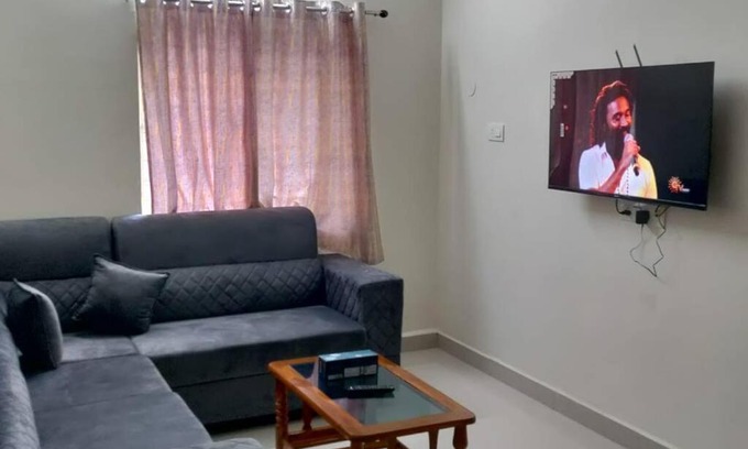 Hyderabad Apartment | Servostay Hafeezpet - 2 Bhk Fully Furnished Flat at Ground Floor
