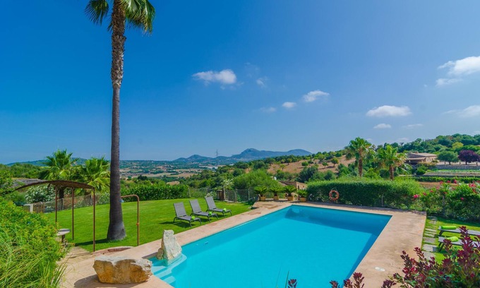 Manacor Villa | SES PEDRES - Villa with private pool in Manacor with free WiFi