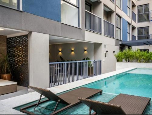 Lapa Apartment | seu merecido lar carioca, com piscina e academia