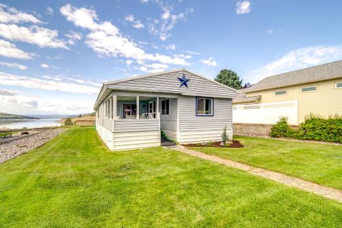 Davenport House | Seven Bays Vacation Rental on Lake Roosevelt!