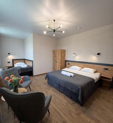 Klavdiyevo-Tarasove Hotel | Seven Hills Hotel