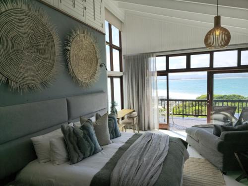 Jeffreys Bay House | Shaloha Guesthouse on Supertubes