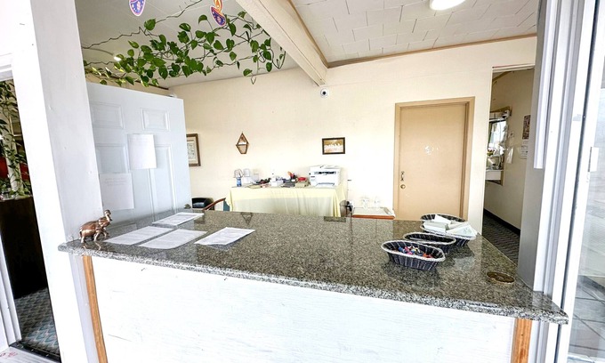 Marked Tree Hotel | Shamrock Kings Inn By Oyo Marked Tree I-555