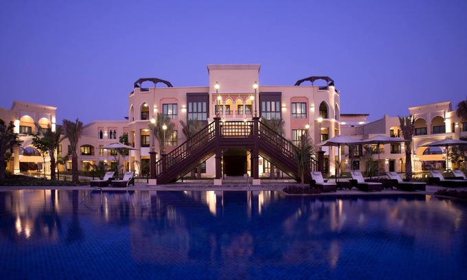 Al Maqta Hotel | Shangri-La Hotel Apartments Qaryat Al Beri