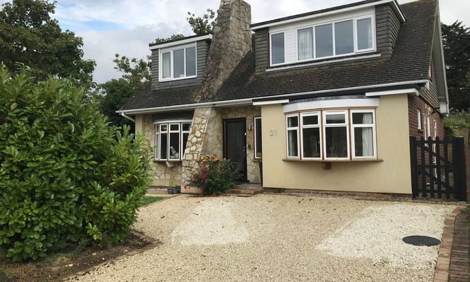 Whitstable House | Shapelesslodge.com