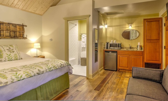 McCloud Hotel | Shasta View Lodge