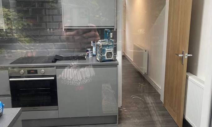 Shawforth House | Shawforth - 2 Beds - Sleeps 4 - Street Parking