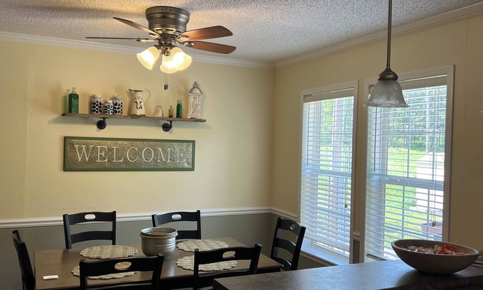 Winona House | Shawnee Creek Hideaway - Close to Eminence and the Jacks Fork River!