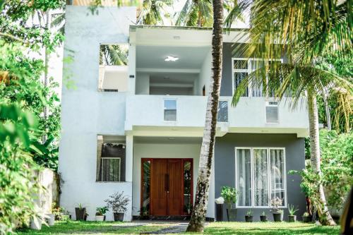 Polhena House | Shell House