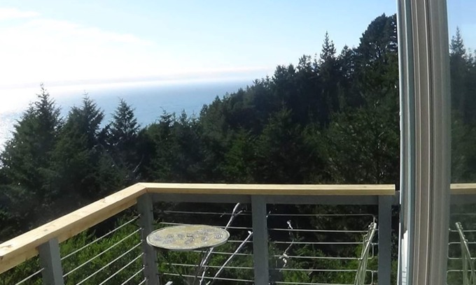 Shelter Cove House | Shelter Cove - The Fox's Den