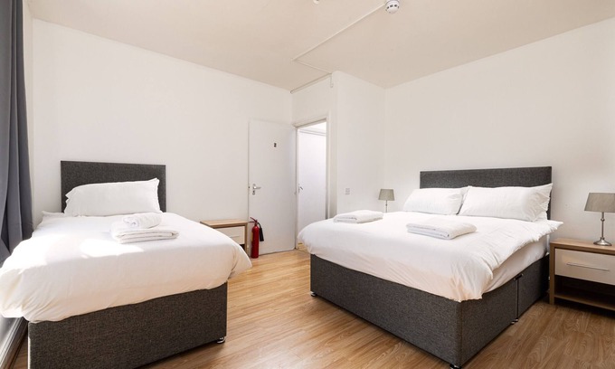 Shepherd's Bush Apartment | Shepherd's Bush 7 renovated apartment for 4 people